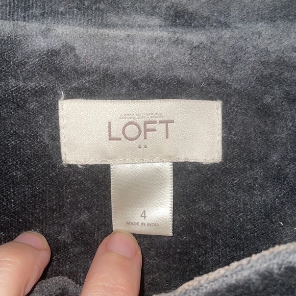 LOFT Velvet Blazer Grey size 4 - Picture 3 of 6